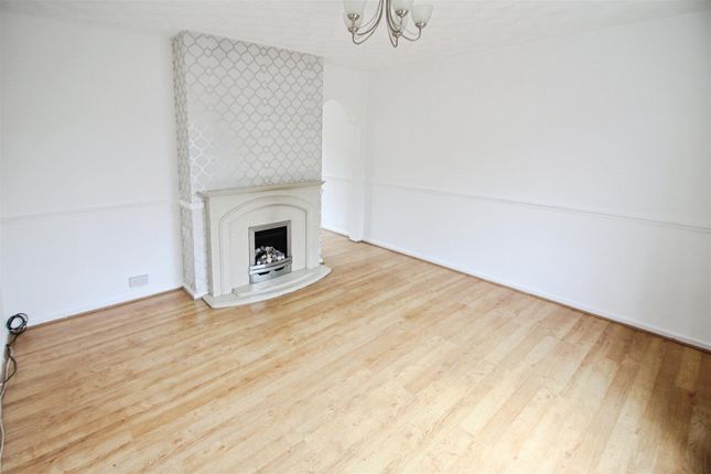 36, Lyndon Avenue, Leeds photo 2