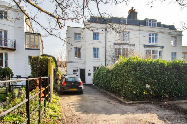 Thumbnail Property to rent in 9 Grove Hill Gardens, Tunbridge Wells, Kent
