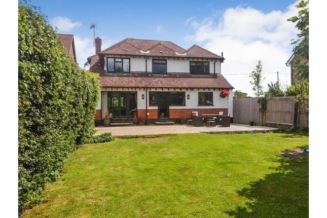 Middle Street, Brockham, Betchworth RH3, 5 bedroom detached house for ...