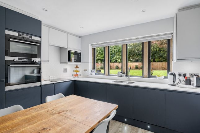 48a, Somerford Road, Gloucestershire photo 4