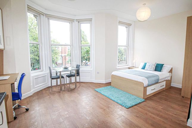 Studio flat on Apt 11,  47-49 East Parade, 47-49 East Parade East Parade, Harrogate, £760/mo