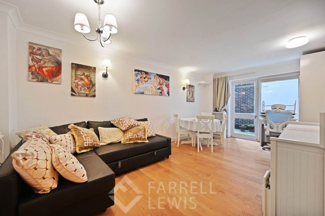 Flat 2 193 Queen`s Gate, London photo 2