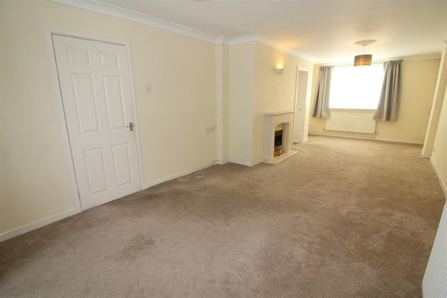55, Cefn Road, Blackwood photo 3