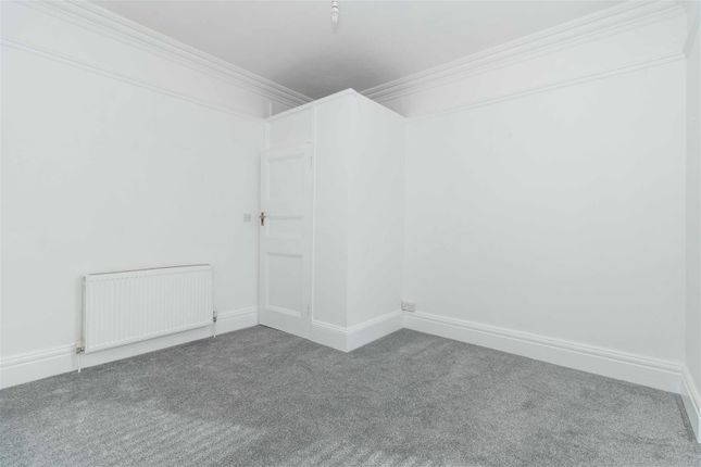 Flat to rent in Browning Road, Worthing