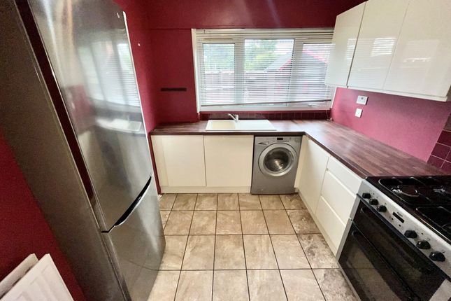 Flat to rent in Brook Farm Walk, Chelmsley Wood, Birmingham