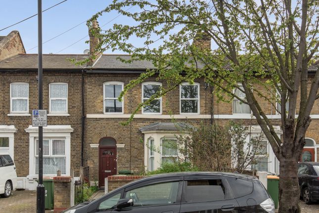 Thumbnail Flat for sale in Chobham Road, London