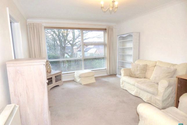 16 Eastwood Court, Midhurst Road, Newcastle upon Tyne photo 5