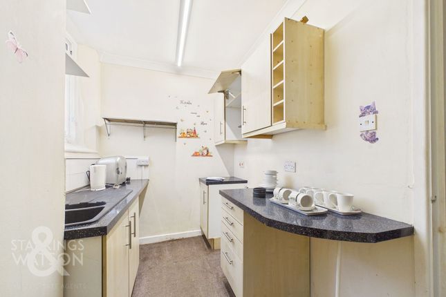 2, Hillcrest Court, Diss photo 3