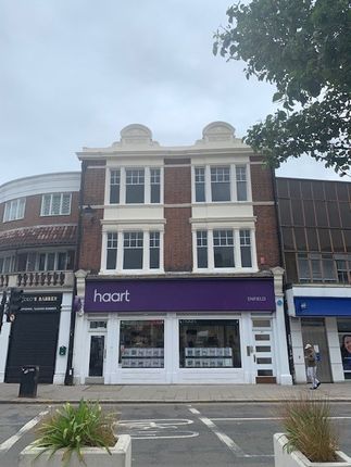 Office to let in The Town, Enfield