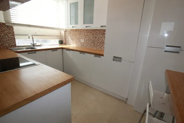 Landward Court, London photo 2