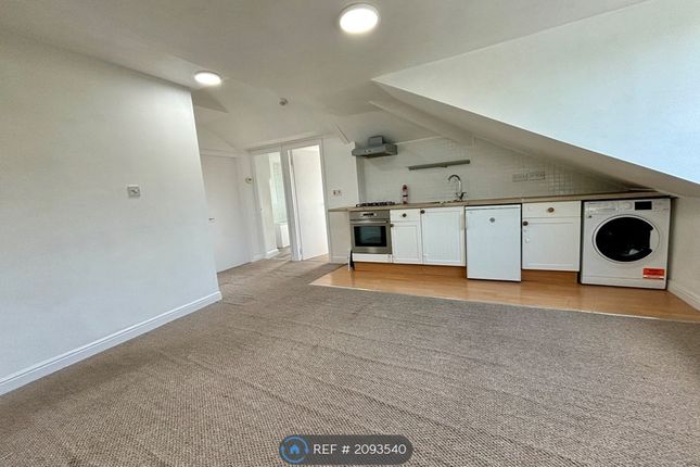 Thumbnail Flat to rent in Cromwell Road, St. Andrews, Bristol