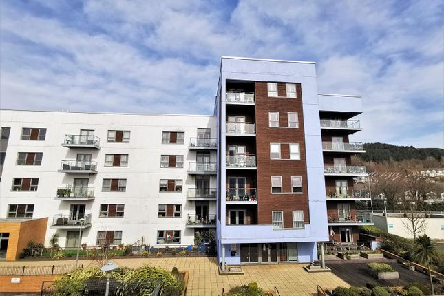 Thumbnail Flat for sale in Mariners Court, Lamberts Road, Swansea