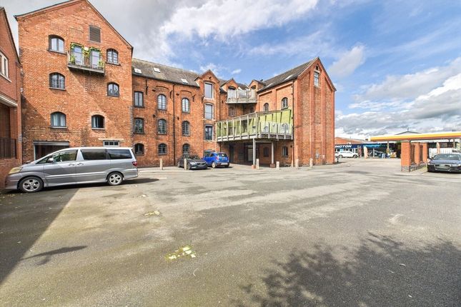 Drayton Mill Court