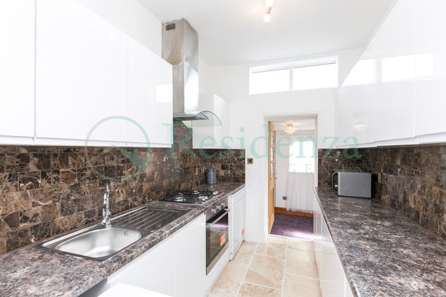 Thumbnail Terraced house to rent in Fircroft Road, London
