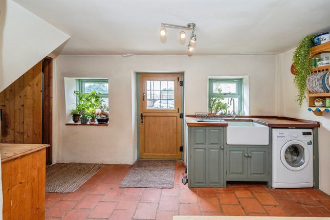 The Cottage, The Street, NORTH WALSHAM photo 4