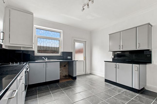 13 Edna Street Bolton-Upon-Dearne, Rotherham photo 4