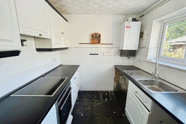 48, Hatherleigh Walk, Bolton photo 3