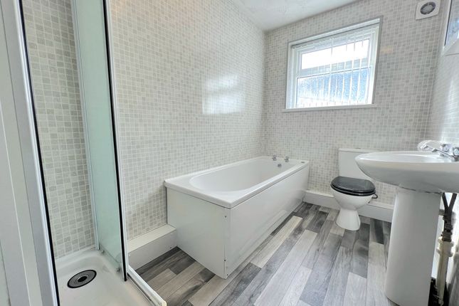 14, PONTYPRIDD photo 5