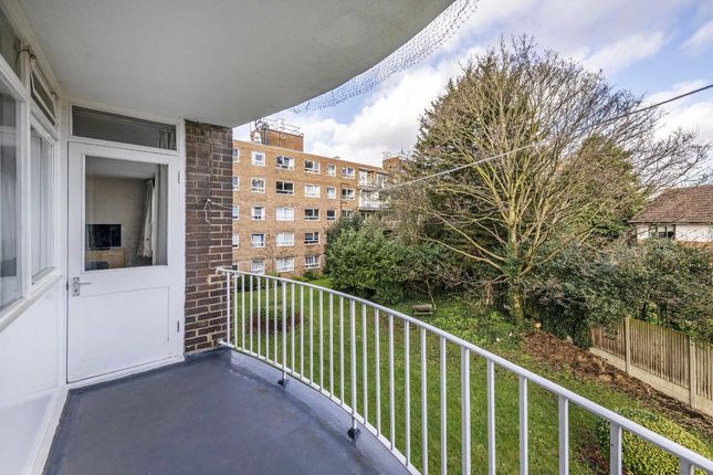 Flat for sale in High Mount, Station Road, London