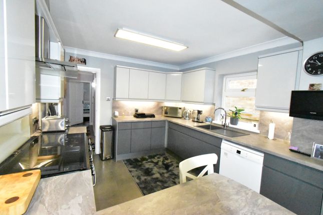 Detached bungalow for sale in Conway Close, Mansfield