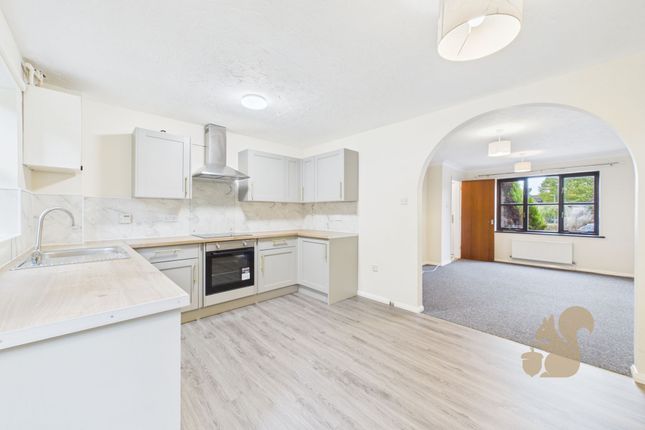 24 Glebe Way, Stowmarket photo 2