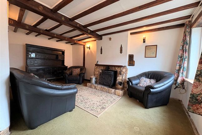 40, Hinton Road, Northamptonshire photo 2