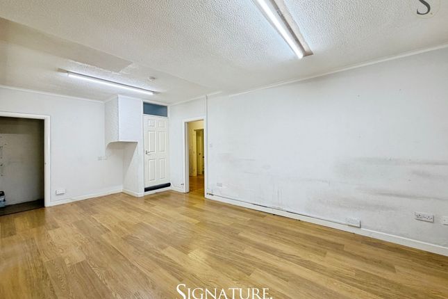 50 Rosemead Drive, Leicester photo 2