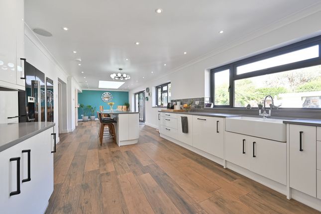 14, Stag Green Avenue, Hatfield photo 4