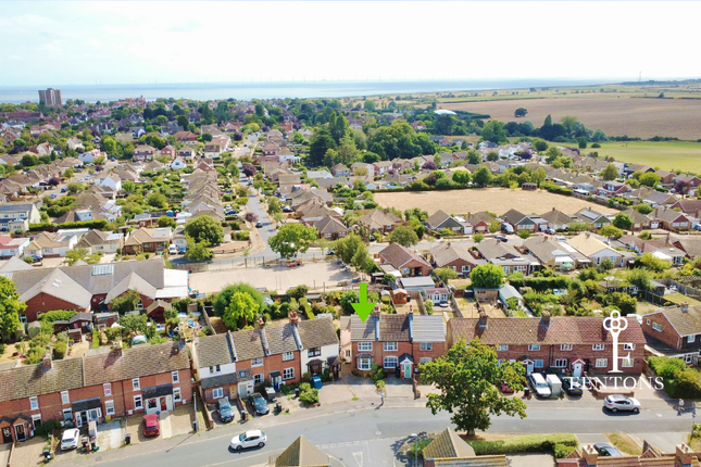 85, Wittonwood Road, Frinton-on-Sea photo 2