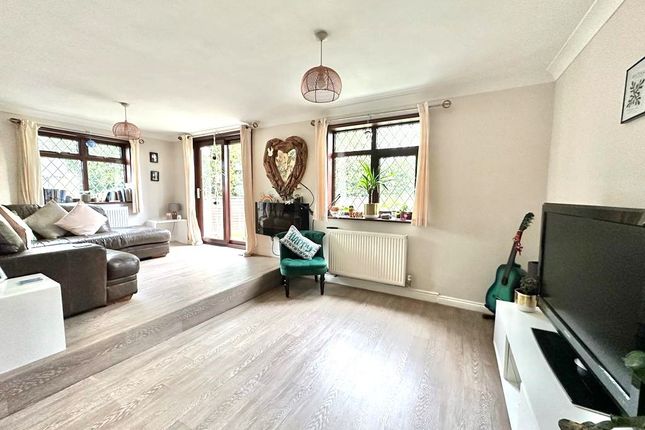 End terrace house for sale in Forge Lane, Upchurch, Sittingbourne
