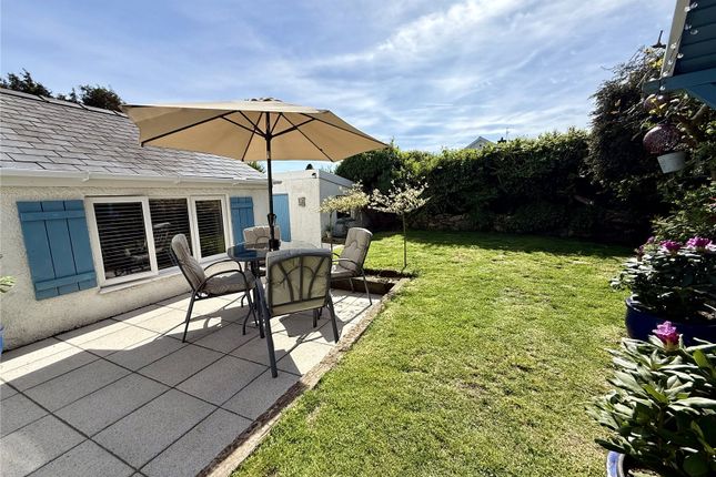 Garth,, Llanbedrog, Gwynedd photo 2