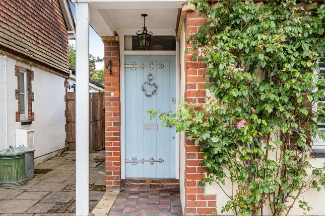 28, South Bank, Westerham photo 3