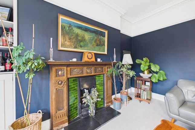 12 Gardenside Street, Uddingston photo 4