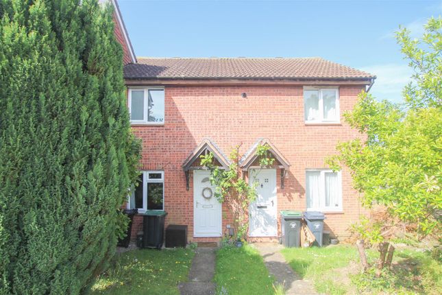 Thumbnail Terraced house to rent in Doddenhill Close, Saffron Walden