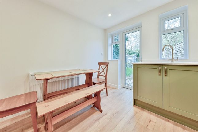 8, Lower Road, Hitchin photo 4
