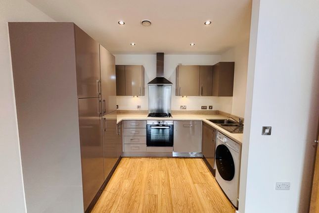 24 Coral Court, Telford Road, LONDON photo 2