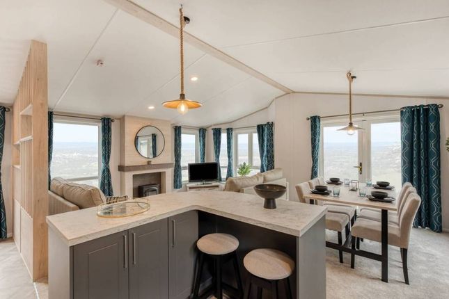 2-bed caravan on Epworth Fields, Newlands lane, Epworth, £128,400