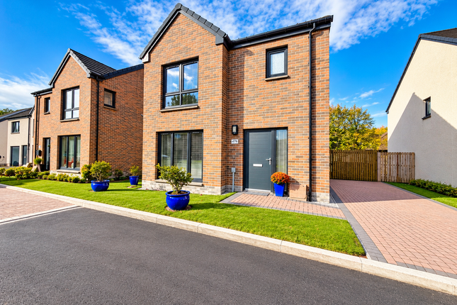 3-bed detached on 171, Billy Bremner Way, Stirling, £265,000