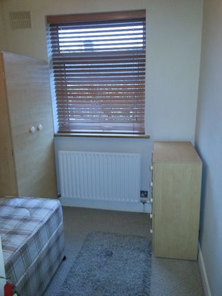 Room to rent in Greenwood Road, Mitcham