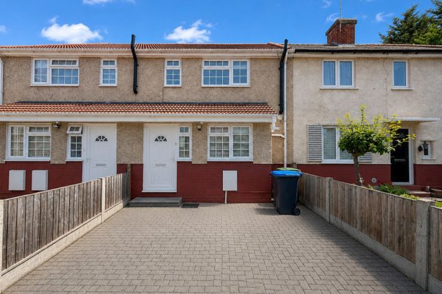 2-bed house on 9A, Bishops Close, Enfield, £2,000/mo