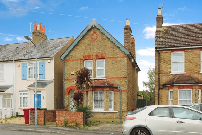 Thumbnail Detached house for sale in Willoughby Road, Langley, Slough