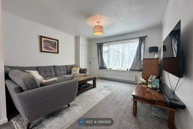 Uppermoor Close, Pudsey photo 4
