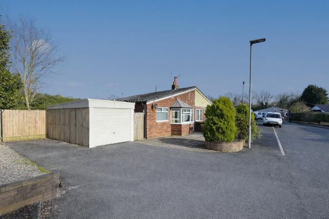 14, Shepherds Close, Bury photo 2