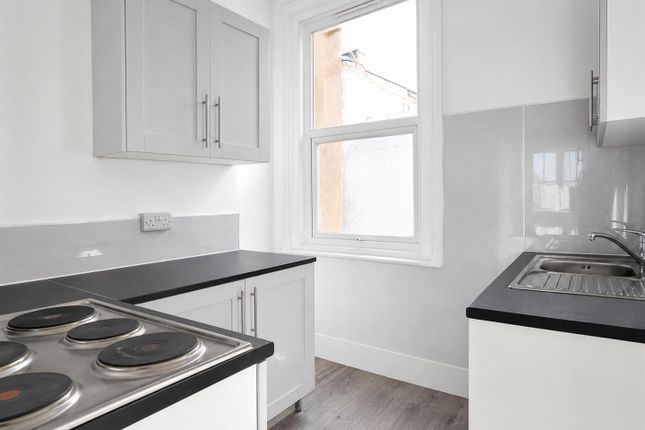 Flat 1, 2, Upper Park Road, St. Leonards-On-Sea photo 2