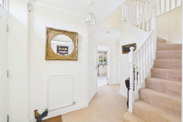 77, Warren Avenue, Saxmundham photo 4