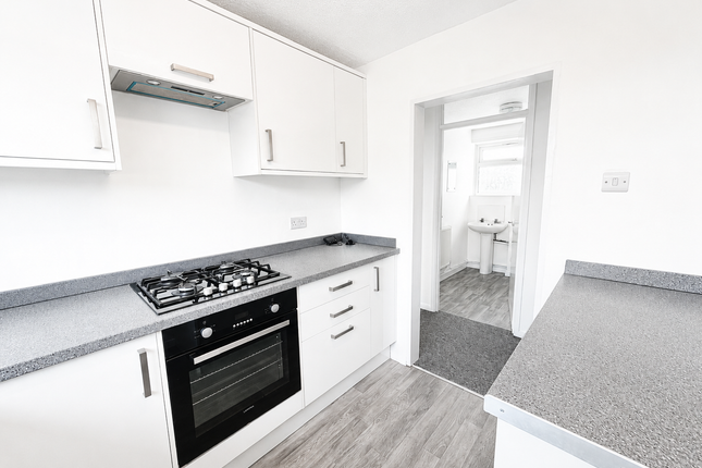 230, Falstones, Basildon photo 2