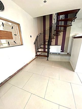 9 Glastonbury Close, LIVERPOOL photo 3