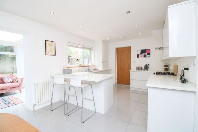 18, Redesdale Avenue, Hanover Estate photo 4
