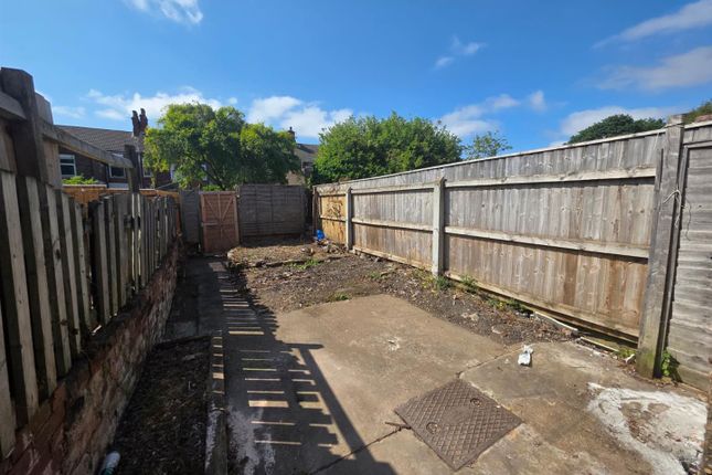 27, Anderson Street, Grimsby photo 2
