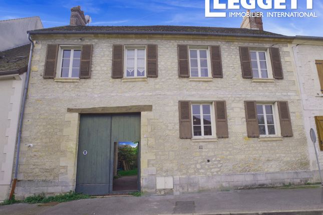 Villa for sale in Boran-Sur-Oise, Oise, Hauts-De-France